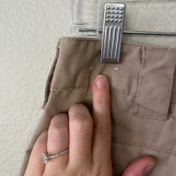 Propper Tactical Khaki Straight Leg Cargo Pants Women’s Size 8 - Picture 15 of 15